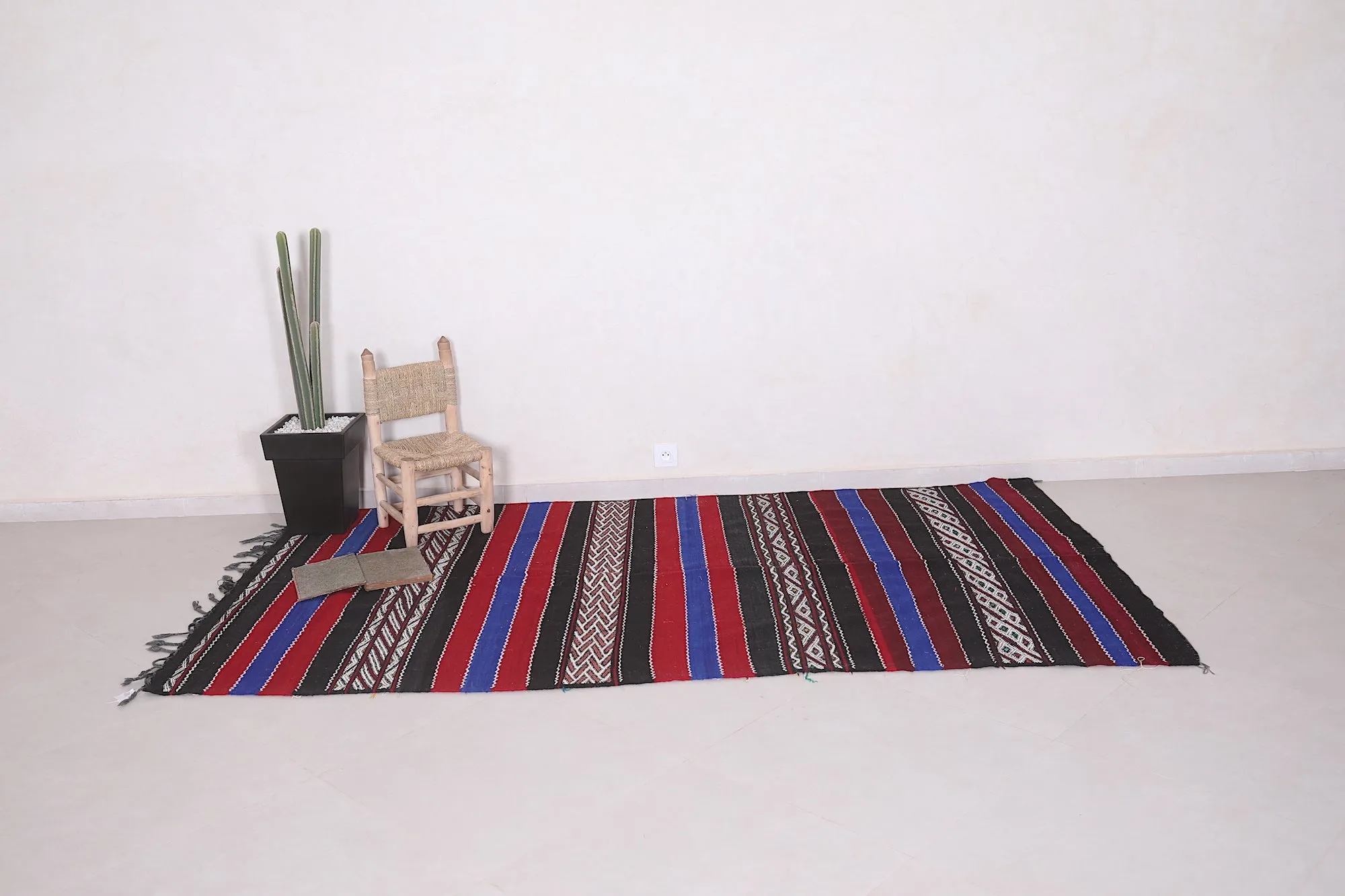 Striped Moroccan Kilim Rug - 4.9x9.1 ft Handwoven with Bold Colors