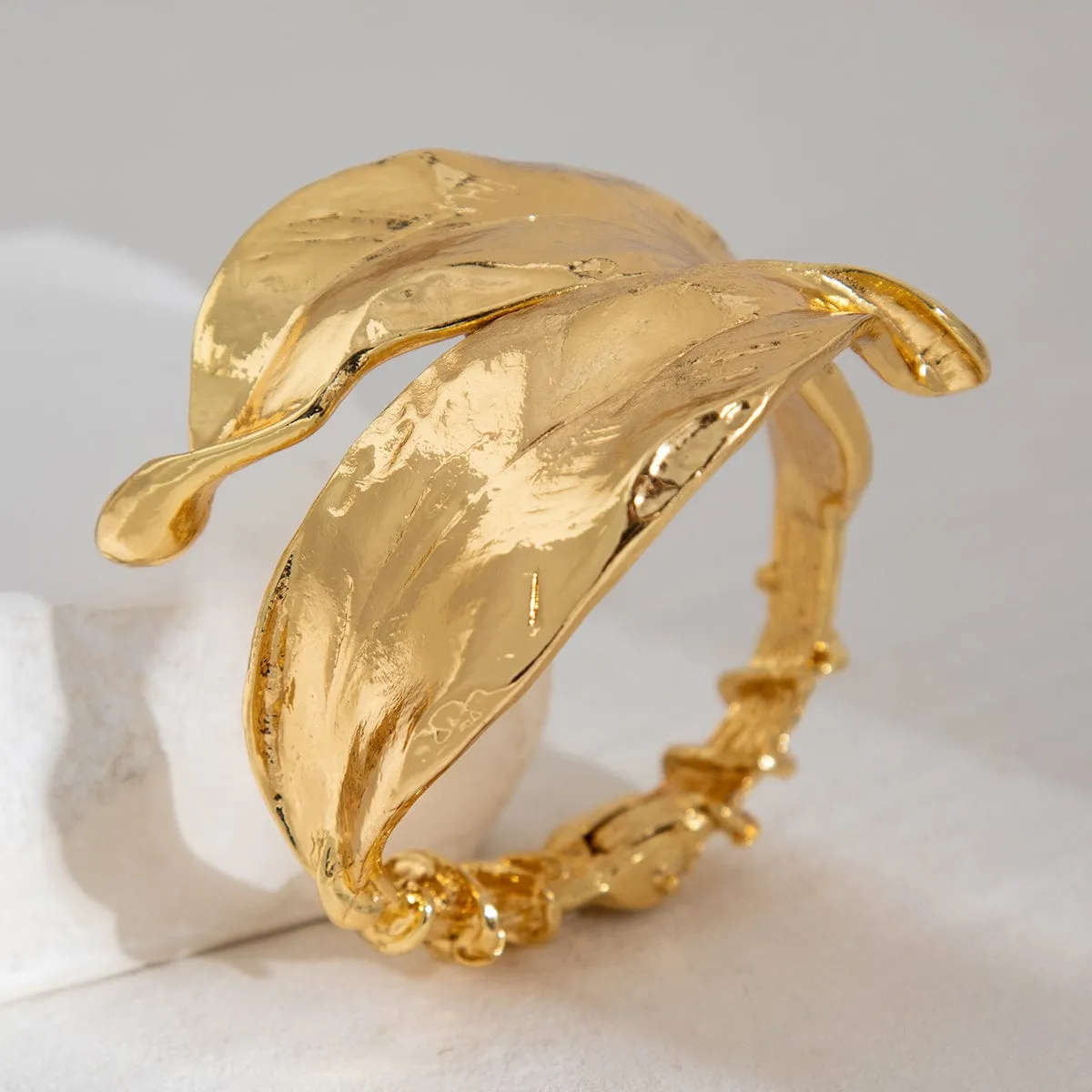 Stylish Chunky Leaf Wide Cuff Bangle Bracelet
