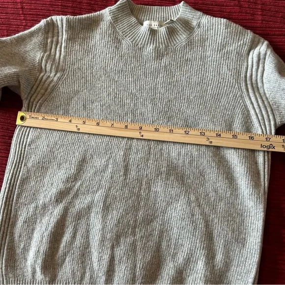 Ted Baker Rashell Wool/Cashmere Blend Sweater Gray. Size 1 Ted size/size 4US.