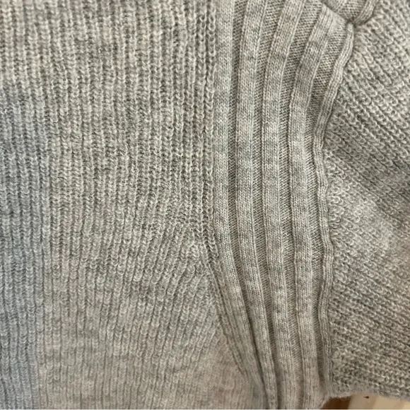 Ted Baker Rashell Wool/Cashmere Blend Sweater Gray. Size 1 Ted size/size 4US.