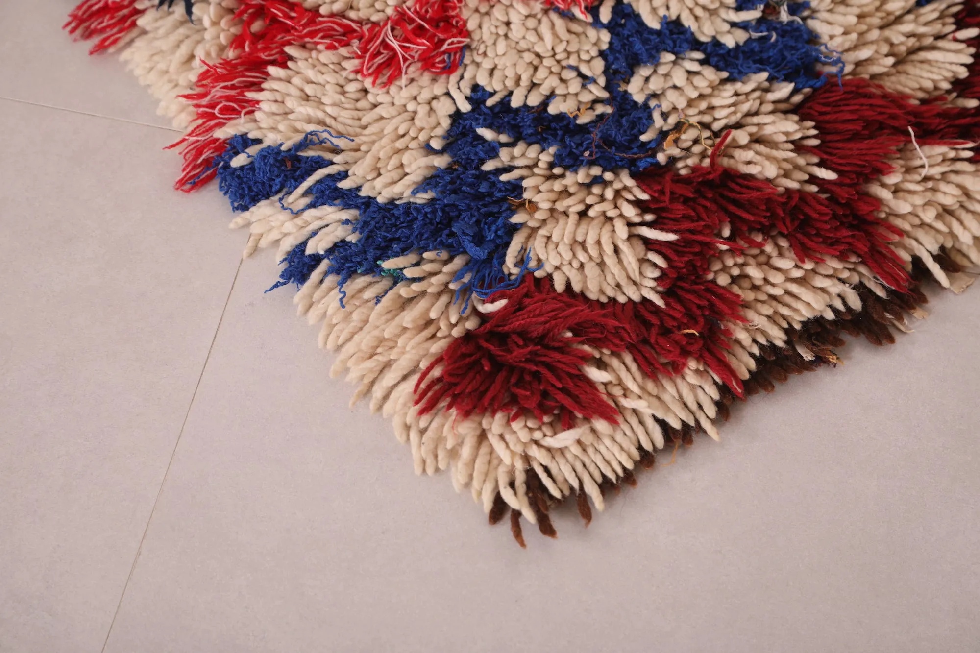 Vibrant Moroccan Rug 2.1 x 5.7 FT - Bold Red & Blue Design