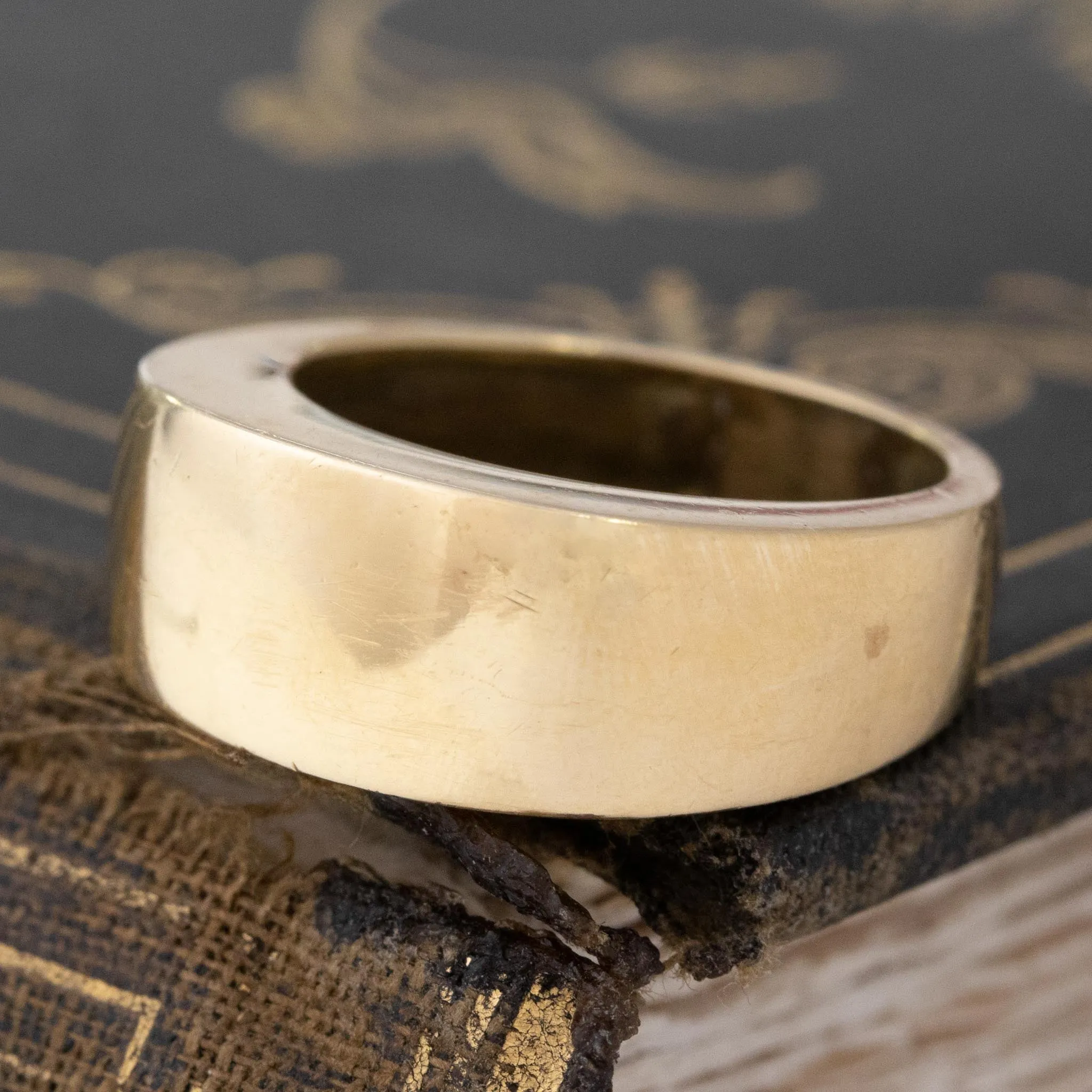 Vintage Chunky Gold Band, French