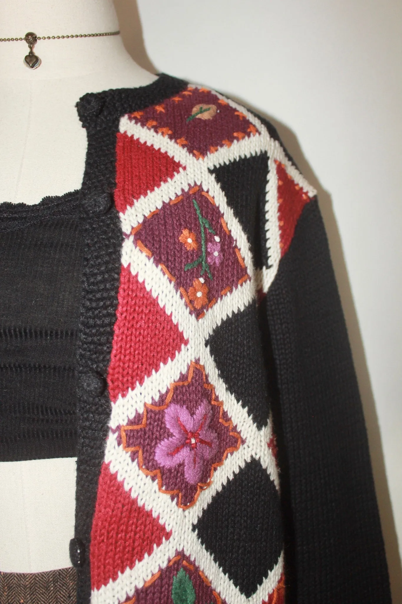 Vintage Chunky Patchwork Floral Cardigan (M)