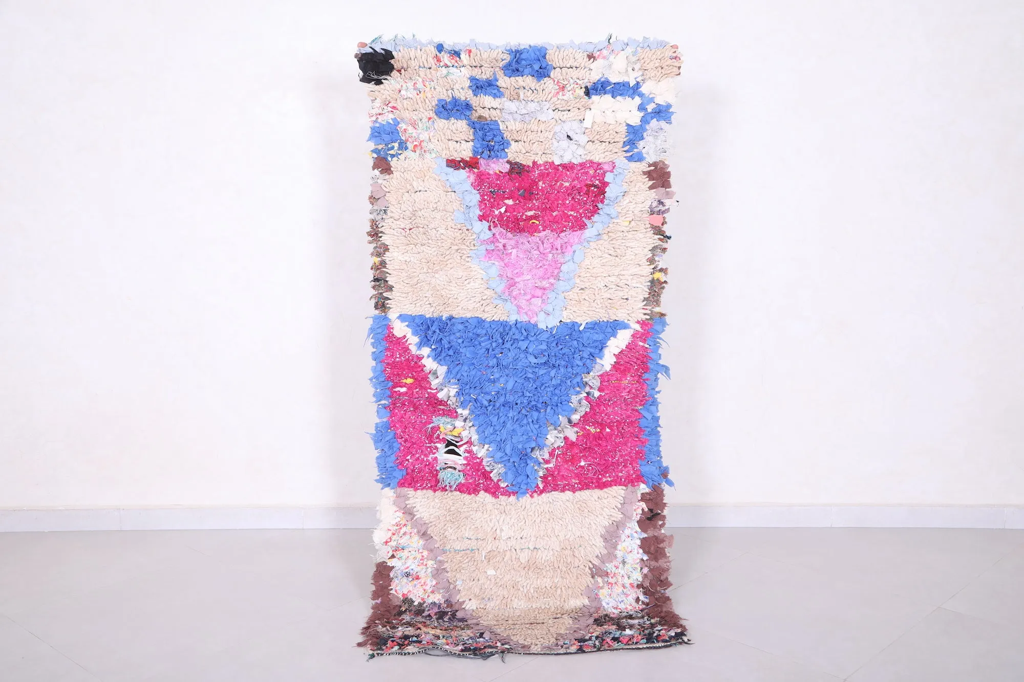 Vintage Moroccan Rug – 2.5 x 5.7 Feet