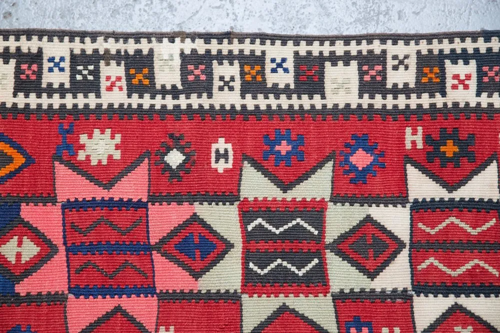 Vintage Van Kilim 5.6ftx12ft