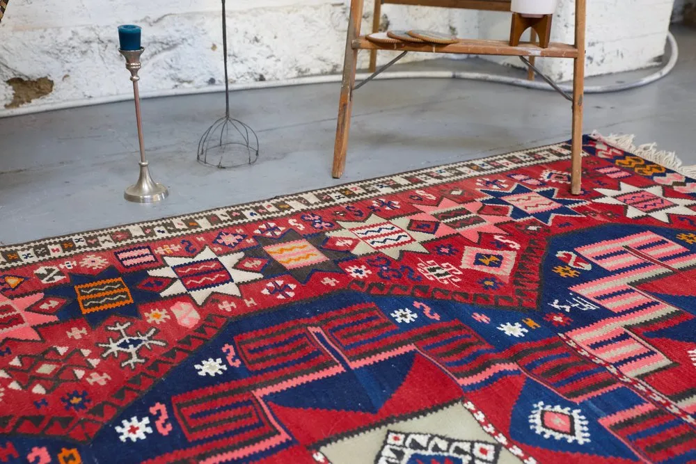Vintage Van Kilim 5.6ftx12ft