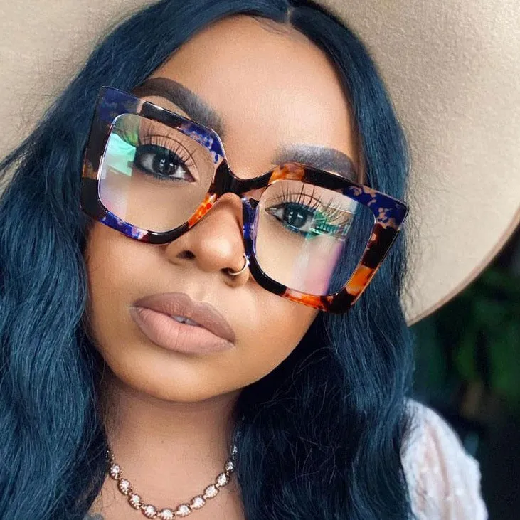 Wendy Retro Oversized Square Glasses Frame