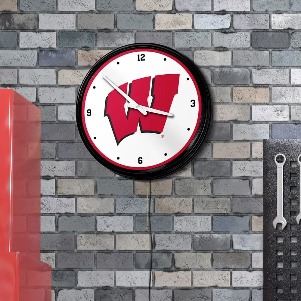 Wisconsin Badgers: Retro Lighted Wall Clock